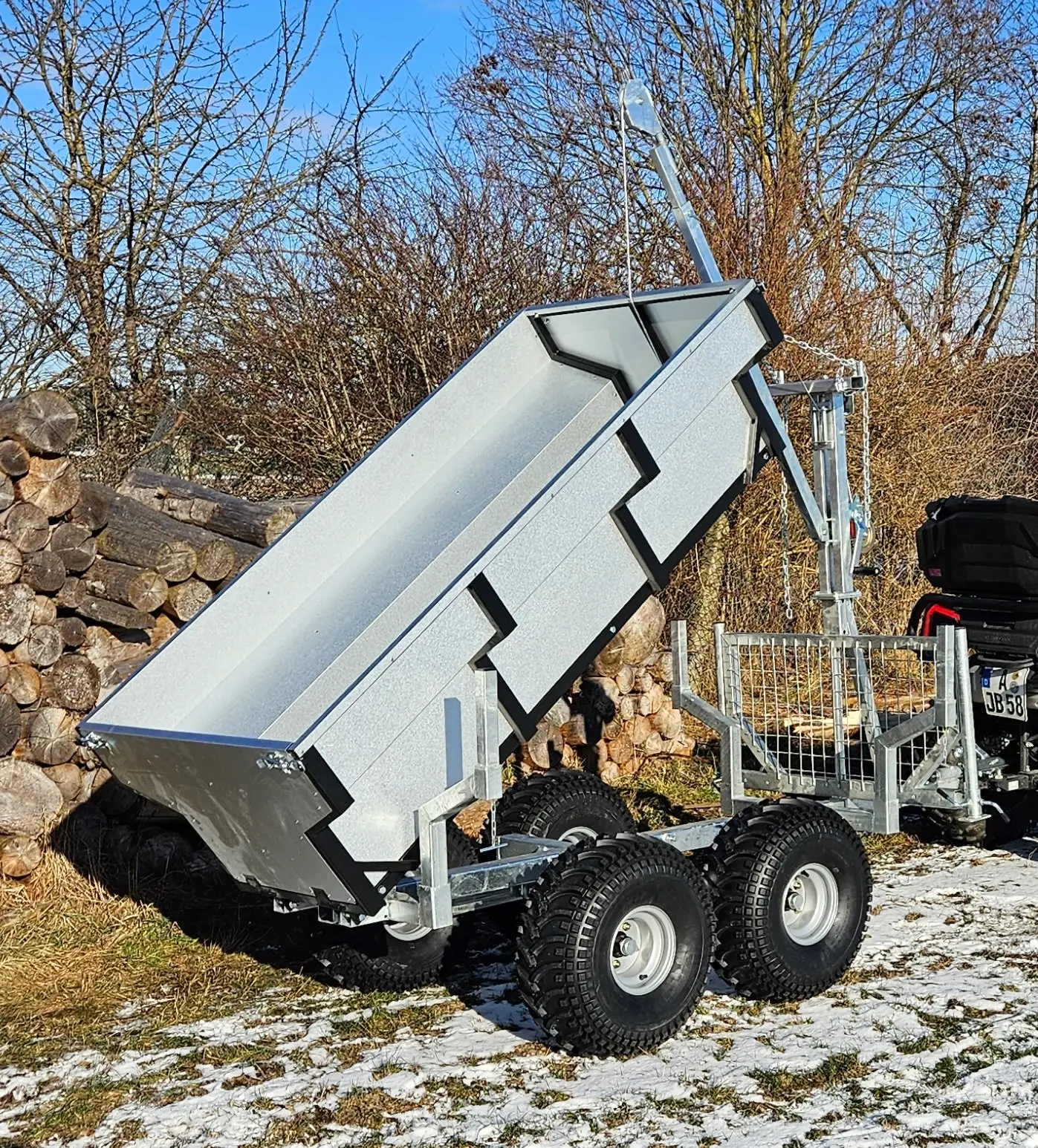 2026/01/1000176022-1.jpg Atv Holz/ Forst Rückewagen mit Kran – Bild 1